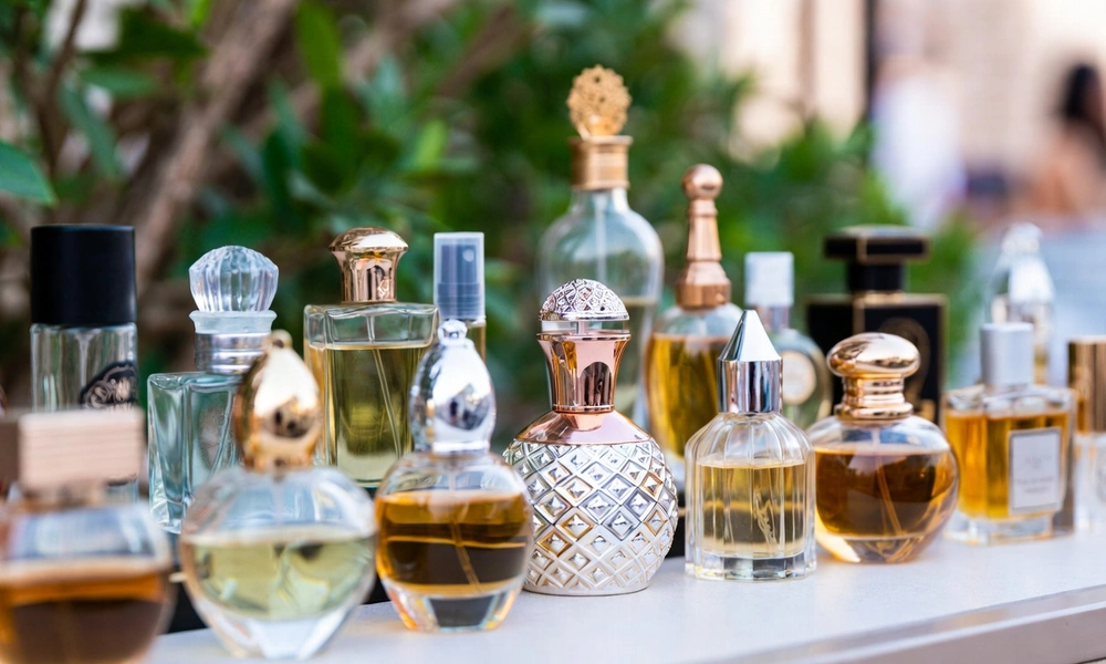 Wholesale Perfume Bottles & Caps for UAE Distributors