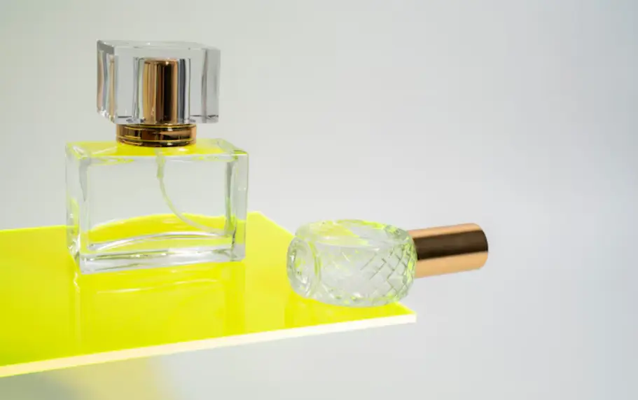 Screw Cap perfume Bottles